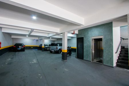 Garagem de apartamento à venda com 2 quartos, 105m² em Silveira, Santo André