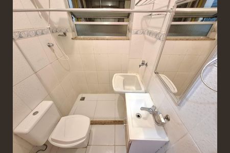 Banheiro de apartamento para alugar com 1 quarto, 30m² em Centro, Rio de Janeiro