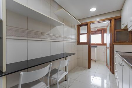 Apartamento para alugar com 140m², 3 quartos e 2 vagas Apartamento para alugar com 140m², 3 quartos e 2 vagasCozinha