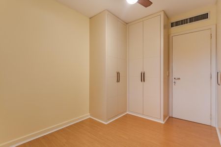 Apartamento para alugar com 140m², 3 quartos e 2 vagas Apartamento para alugar com 140m², 3 quartos e 2 vagasQuarto 1