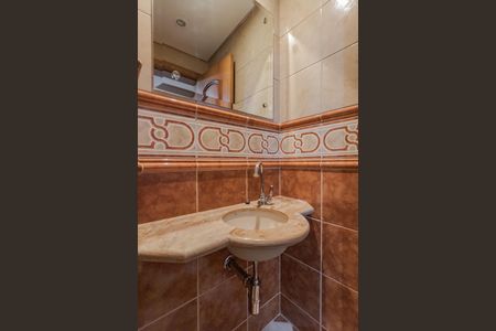 Apartamento para alugar com 140m², 3 quartos e 2 vagas Apartamento para alugar com 140m², 3 quartos e 2 vagasLavabo