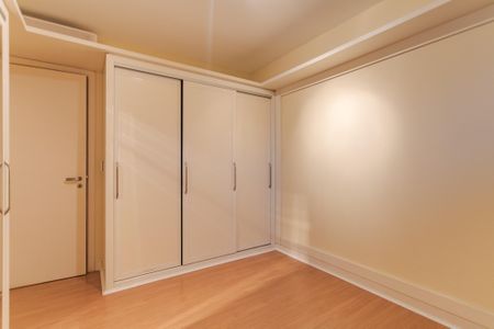 Apartamento para alugar com 140m², 3 quartos e 2 vagas Apartamento para alugar com 140m², 3 quartos e 2 vagasQuarto 2