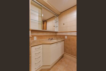 Apartamento para alugar com 140m², 3 quartos e 2 vagas Apartamento para alugar com 140m², 3 quartos e 2 vagasBanheiro