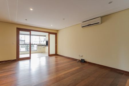 Sala de apartamento para alugar com 2 quartos, 140m² em Bela Vista, Porto Alegre