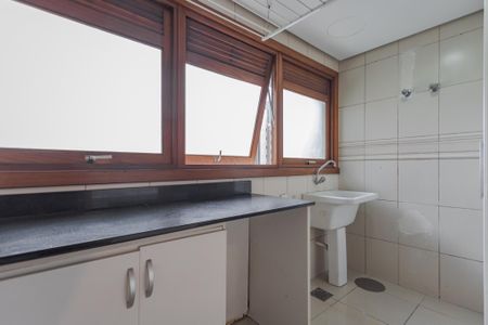 Apartamento para alugar com 140m², 3 quartos e 2 vagas Apartamento para alugar com 140m², 3 quartos e 2 vagasÁrea de Serviço
