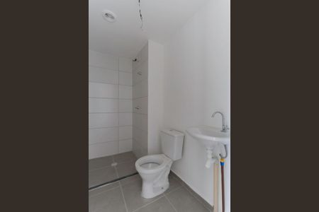 Banheiro de apartamento para alugar com 2 quartos, 32m² em Limão, São Paulo