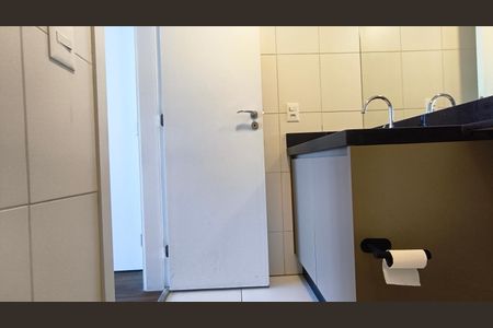 Studio para alugar com 36m², 1 quarto e sem vaga Studio para alugar com 36m², 1 quarto e sem vagaBanheiro