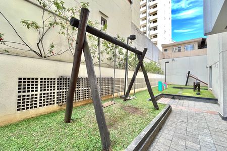 Apartamento para alugar com 80m², 2 quartos e 1 vaga Apartamento para alugar com 80m², 2 quartos e 1 vagaÁrea comum - Playground