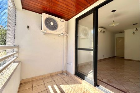 Apartamento para alugar com 80m², 2 quartos e 1 vaga Apartamento para alugar com 80m², 2 quartos e 1 vagaVaranda