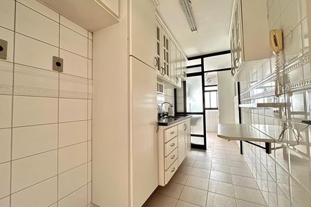 Apartamento para alugar com 80m², 2 quartos e 1 vaga Apartamento para alugar com 80m², 2 quartos e 1 vagaCozinha