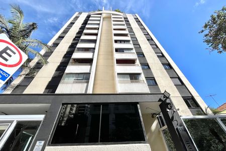 Apartamento para alugar com 80m², 2 quartos e 1 vaga Apartamento para alugar com 80m², 2 quartos e 1 vagaFachada