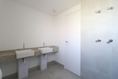 Apartamento à venda com 188m², 3 quartos e 2 vagasBanheiro da Suíte 3