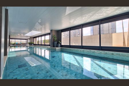 Apartamento à venda com 188m², 3 quartos e 2 vagas Apartamento à venda com 188m², 3 quartos e 2 vagasPiscina coberta