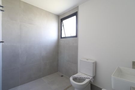 Apartamento à venda com 188m², 3 quartos e 2 vagasBanheiro da Suíte 3