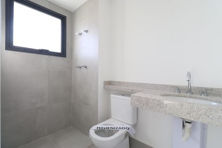 Apartamento à venda com 188m², 3 quartos e 2 vagasBanheiro da Suíte 2