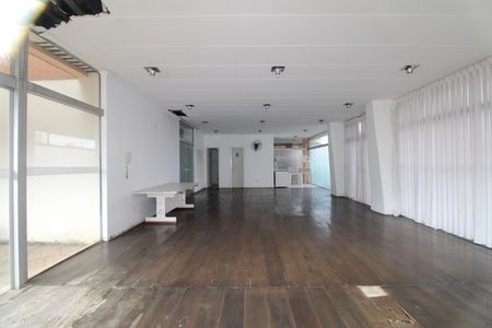 Apartamento para alugar com 47m², 1 quarto e sem vagaÁrea comum - Salão de festas
