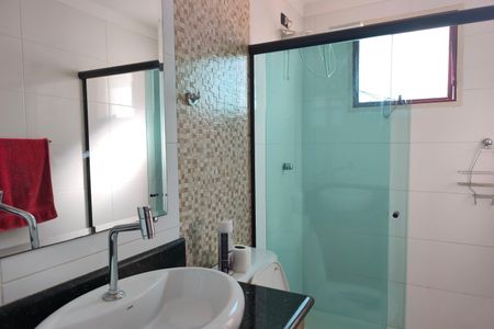 Banheiro Suíte de apartamento para alugar com 3 quartos, 98m² em Vila São Bento, Campinas