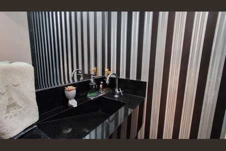 Apartamento à venda com 75m², 2 quartos e 2 vagas Apartamento à venda com 75m², 2 quartos e 2 vagasLavabo