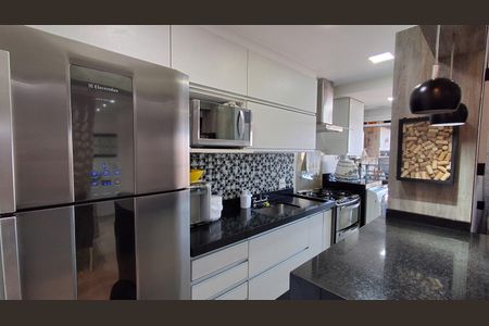 Apartamento à venda com 75m², 2 quartos e 2 vagas Apartamento à venda com 75m², 2 quartos e 2 vagasCozinha