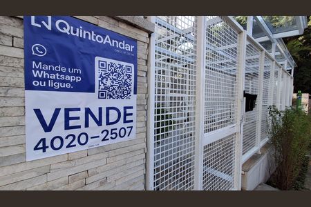 Apartamento à venda com 75m², 2 quartos e 2 vagas Apartamento à venda com 75m², 2 quartos e 2 vagasPlaquinha