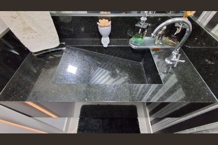 Apartamento à venda com 75m², 2 quartos e 2 vagas Apartamento à venda com 75m², 2 quartos e 2 vagasLavabo