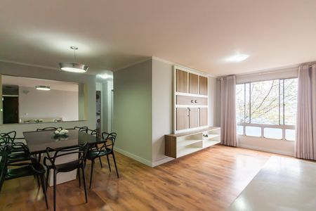 Sala de apartamento para alugar com 2 quartos, 77m² em Km 18, Osasco