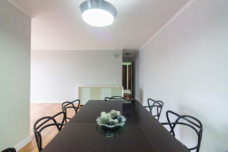 Sala de apartamento para alugar com 2 quartos, 77m² em Km 18, Osasco