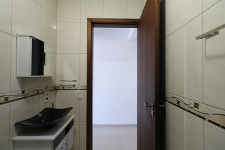 Banheiro de kitnet/studio para alugar com 1 quarto, 70m² em Vila Padre Anchieta, Diadema