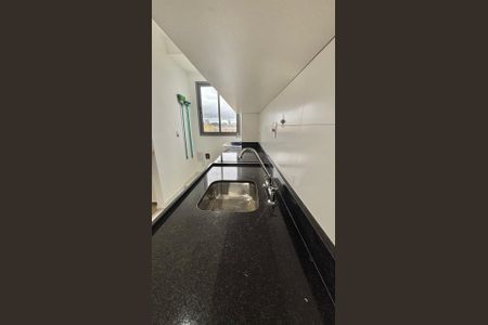 Cozinha de apartamento para alugar com 1 quarto, 34m² em Vila Mogilar, Mogi das Cruzes