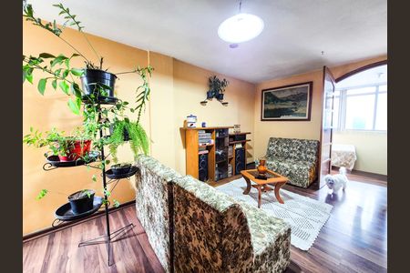 Apartamento à venda com 57m², 1 quarto e sem vaga Apartamento à venda com 57m², 1 quarto e sem vagaSala