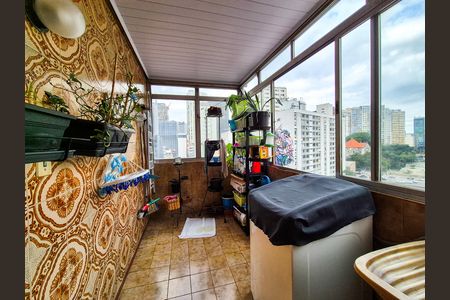 Apartamento à venda com 57m², 1 quarto e sem vaga Apartamento à venda com 57m², 1 quarto e sem vagaLavandeira