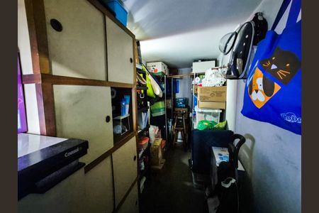 Apartamento à venda com 57m², 1 quarto e sem vaga Apartamento à venda com 57m², 1 quarto e sem vagaCloset