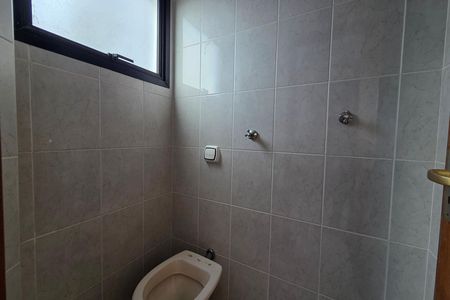 Apartamento para alugar com 122m², 3 quartos e 1 vaga Apartamento para alugar com 122m², 3 quartos e 1 vagaBanheiro de serviço