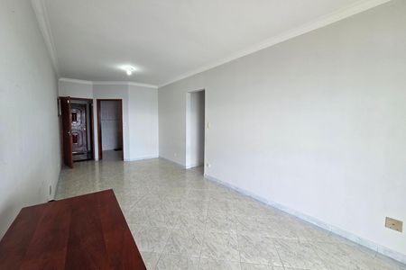Sala de apartamento para alugar com 3 quartos, 122m² em Guilhermina, Praia Grande