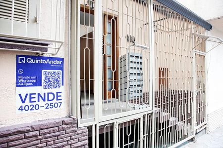 Apartamento para alugar com 70m², 2 quartos e sem vagaPlaca