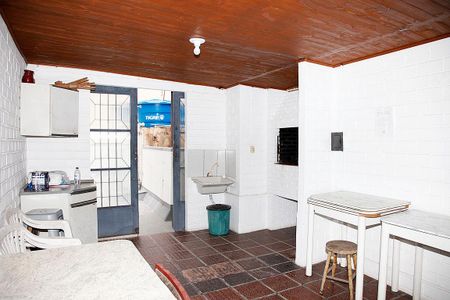 Apartamento para alugar com 70m², 2 quartos e sem vagaÁrea Comum - Salão de Festas