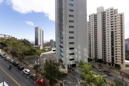Vista da Suíte 1 de kitnet/studio à venda com 1 quarto, 40m² em Vila da Serra, Nova Lima