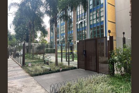 Fachada do Prédio de apartamento para alugar com 2 quartos, 68m² em Vila Romana, São Paulo