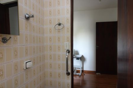 Casa à venda com 125m², 3 quartos e 1 vagaBanheiro da Suíte casa 1