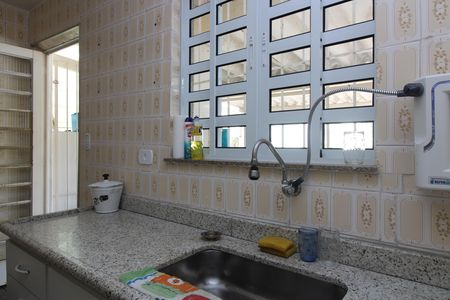 Casa à venda com 125m², 3 quartos e 1 vagacozinha casa 1