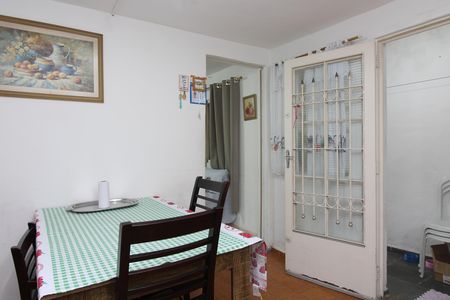 Casa à venda com 125m², 3 quartos e 1 vagacozinha casa 2