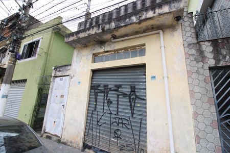 Casa à venda com 125m², 3 quartos e 1 vagafachada salão e entrada casa 2