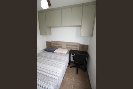 Quarto 2 de apartamento para alugar com 2 quartos, 45m² em Jardim Copacabana, São José dos Campos