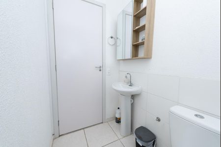 Banheiro de apartamento à venda com 2 quartos, 55m² em Jk, Contagem