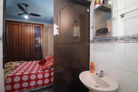 Banheiro Quarto 1 Suíte de casa à venda com 3 quartos, 275m² em Jardim das Maravilhas, Santo André
