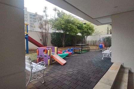 Apartamento à venda com 108m², 3 quartos e 2 vagas Apartamento à venda com 108m², 3 quartos e 2 vagasÁrea comum - Playground