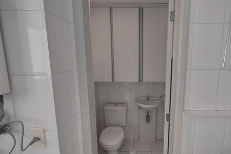 Apartamento à venda com 108m², 3 quartos e 2 vagas Apartamento à venda com 108m², 3 quartos e 2 vagasBanheiro