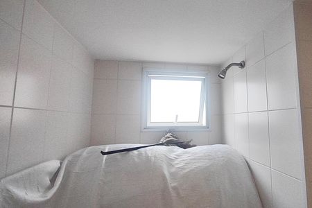 Apartamento à venda com 108m², 3 quartos e 2 vagas Apartamento à venda com 108m², 3 quartos e 2 vagasBanheiro da Suíte 1