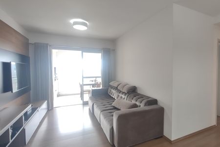 Apartamento à venda com 108m², 3 quartos e 2 vagas Apartamento à venda com 108m², 3 quartos e 2 vagasSala