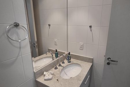 Apartamento à venda com 108m², 3 quartos e 2 vagas Apartamento à venda com 108m², 3 quartos e 2 vagasBanheiro da Suíte 3